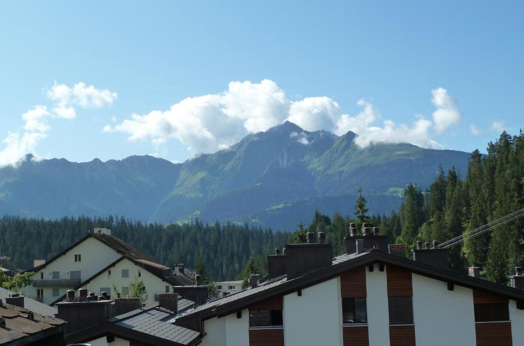 Laax Apartment | Ferienwohnung Murschetg