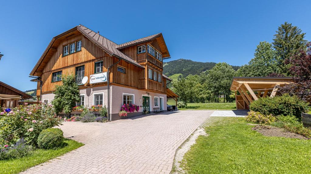 Bad Mitterndorf Apartment | Ferienwohnung Neuper