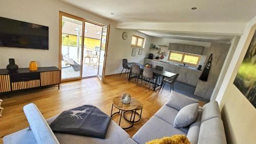 Hallein Apartment | Ferienwohnung Oberalm