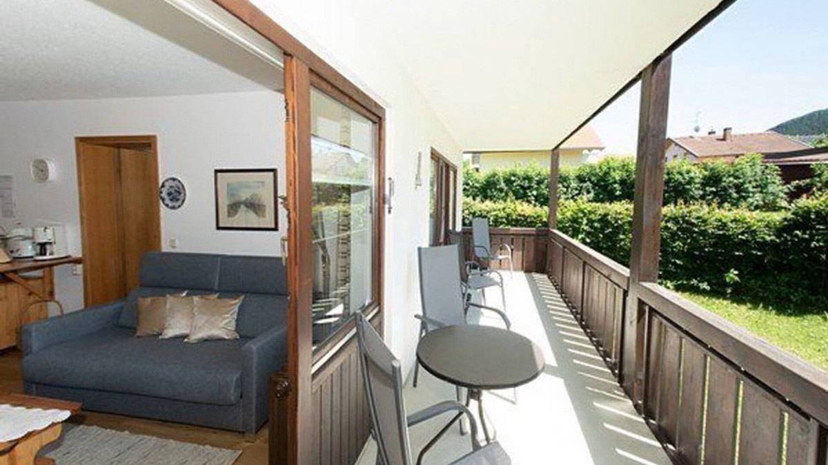 Nesselwang Apartment | Ferienwohnung Promenadenweg Nesselwang - Gut Ausgestattete Fewo für 3 Pers. mit Balkon (PW 12