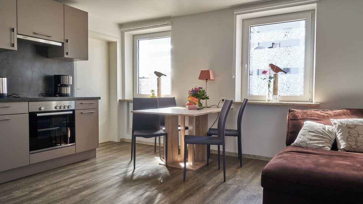 Guenzburg Apartment | Ferienwohnung Rebe