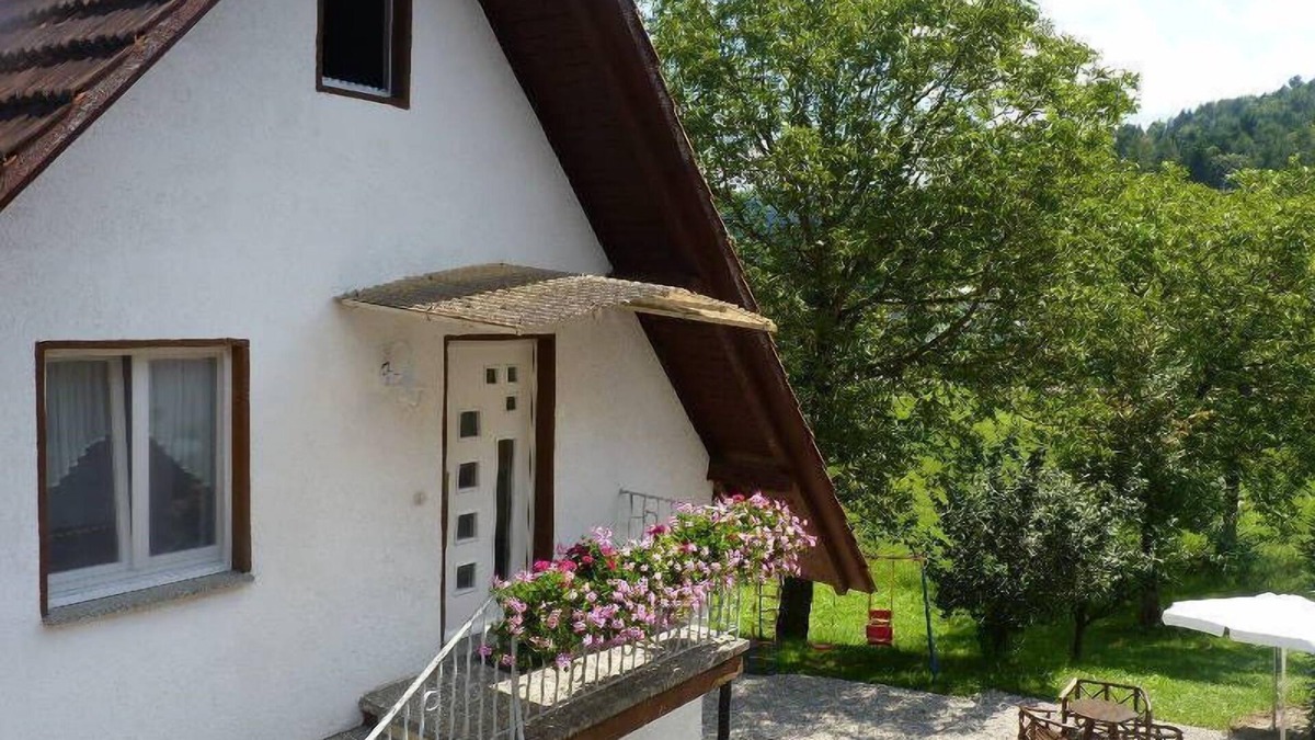 Gengenbach Apartment | Ferienwohnung Rebenblick, 60qm, 2 Schlafzimmer, max. 4 Personen