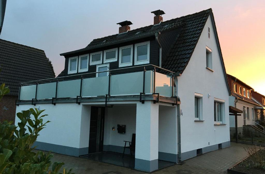 Rinteln Apartment | Ferienwohnung Rinteln - 4 Sterne - Im Kleinen Löök - 55 qm - 2 x TV - Terrasse - max 2 Erw und 1 Kind - Barrierearm TOP