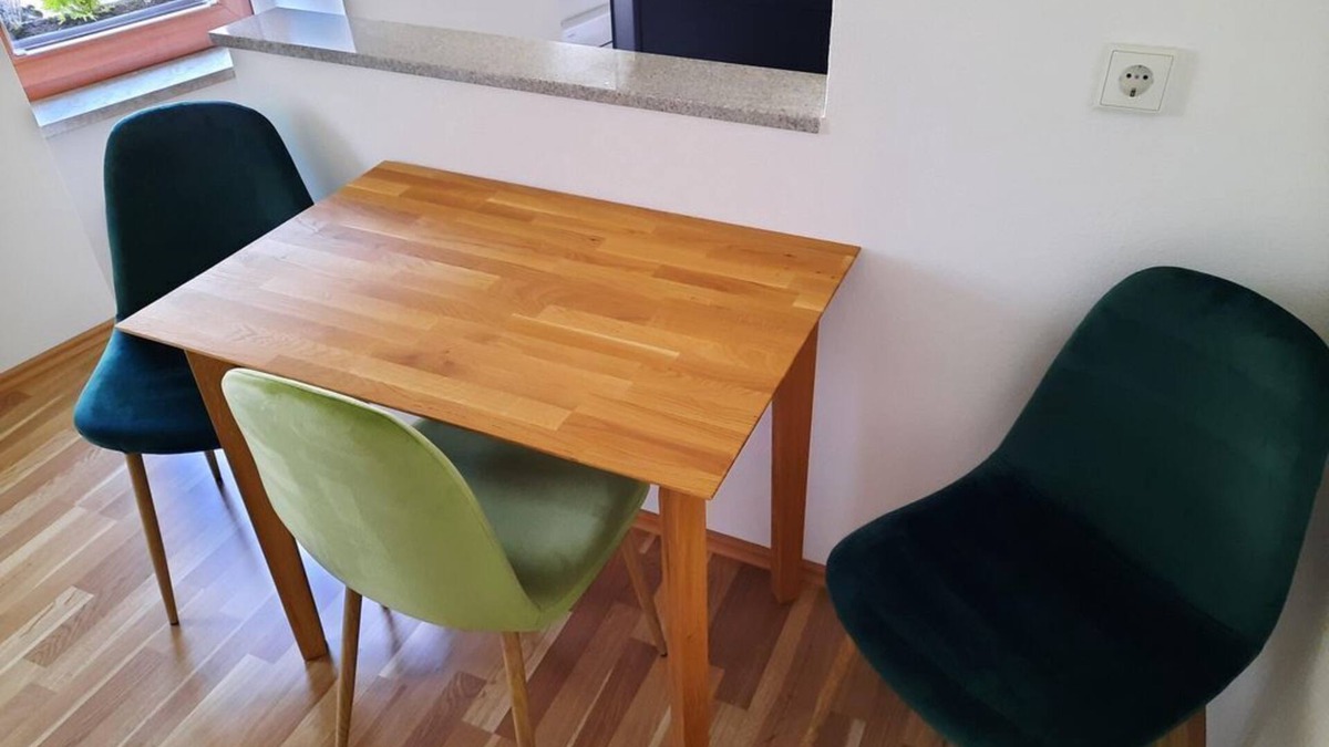 Kaimt Apartment | Ferienwohnung "roter Riesling"