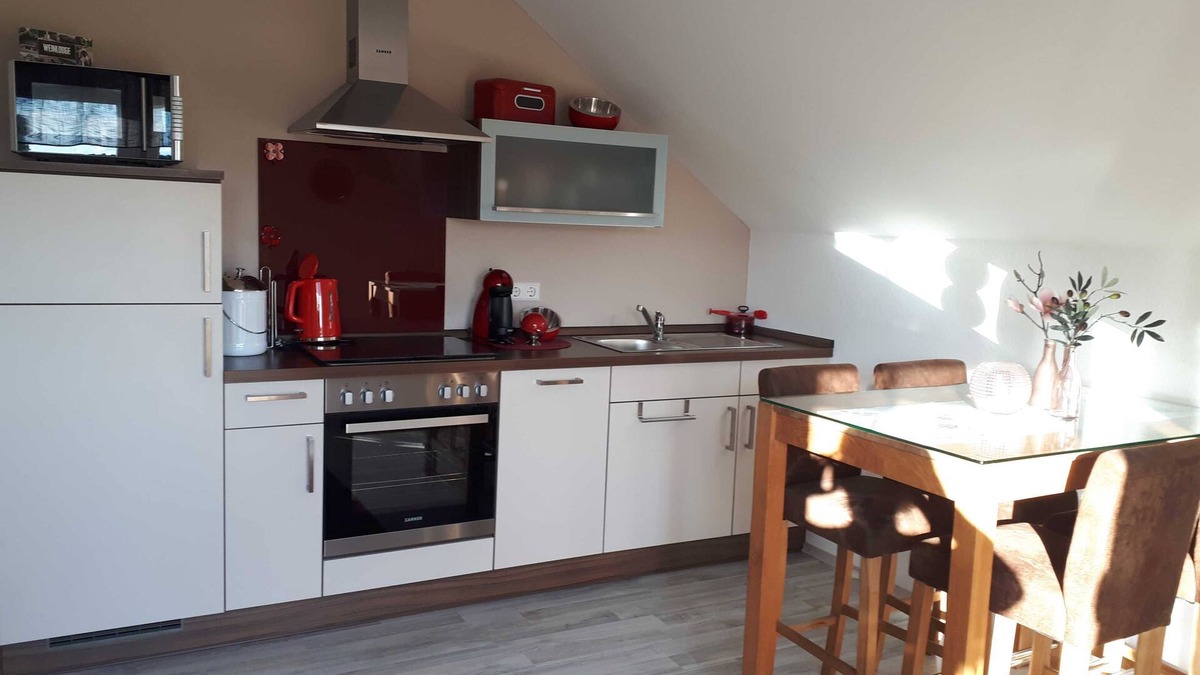 Eberstadt Apartment | Ferienwohnung Samtrot - Weinlodge am Geissberg