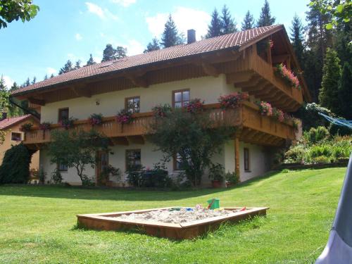 Arrach Apartment | Ferienwohnung Steinbeisser