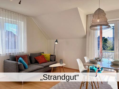 Langenargen Apartment | Ferienwohnung Strandgut - seenahe Maisonette Wohnung mit Parkplatz und Südbalkon