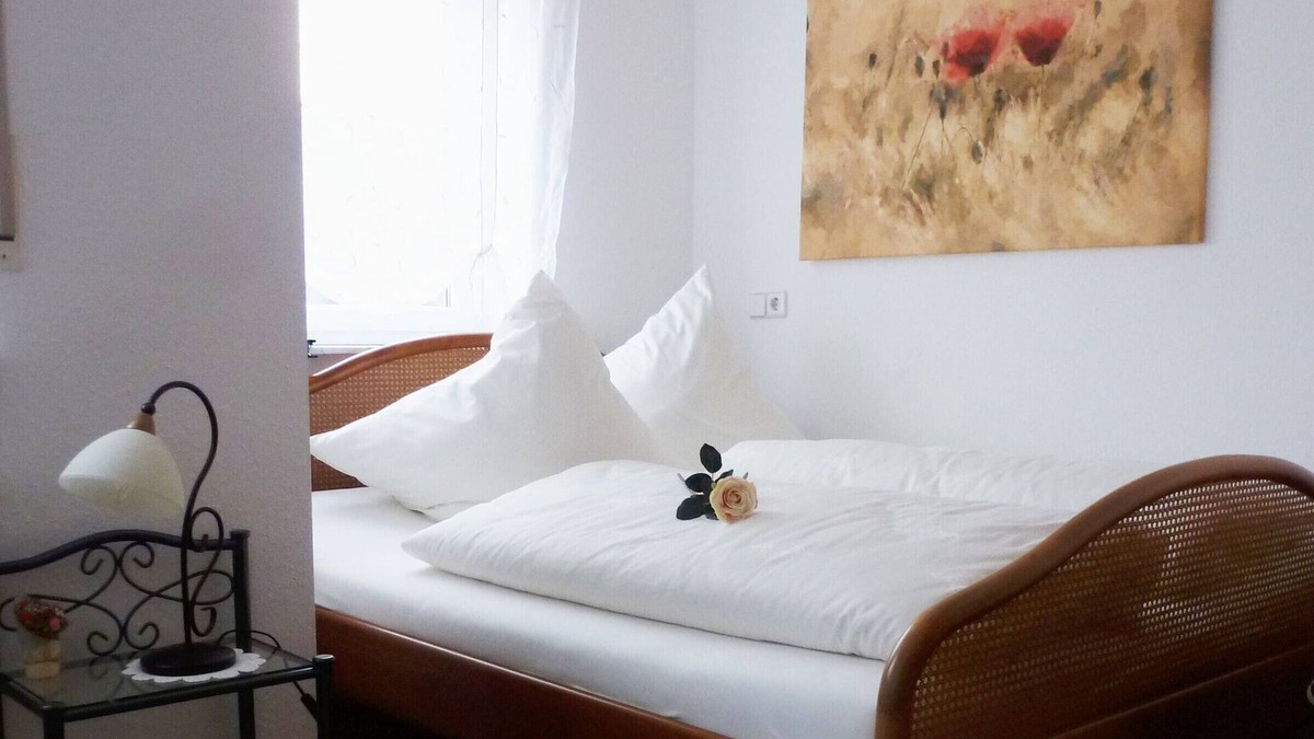 Kondringen Apartment | Ferienwohnung Vogelnest, 50qm mit Garten, 1 Schlafzimmer für max. 2 Personen