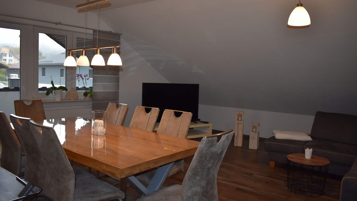 Durbach Apartment | Ferienwohnung Wiedergrün 100qm , 3 Schlafzimmer für 1-8 Personen
