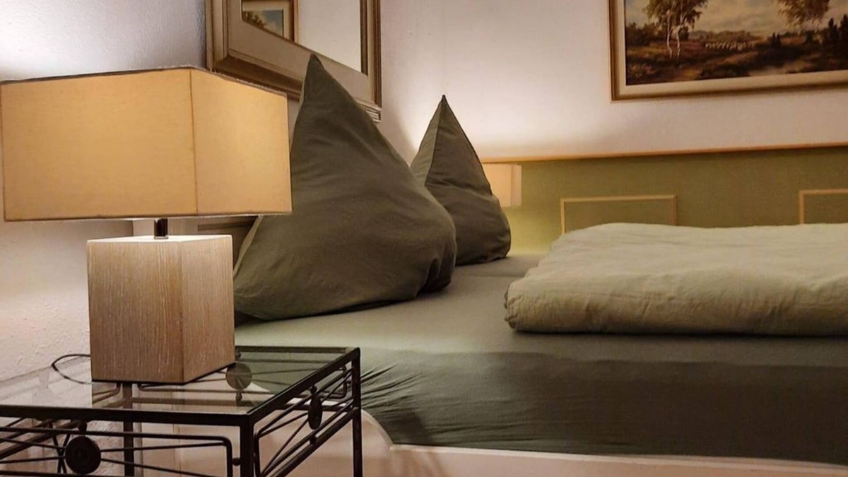 Pottum Apartment | Ferienwohnung Wiesensee - 1 Doppelbett Wohnung mit Schlafsofa