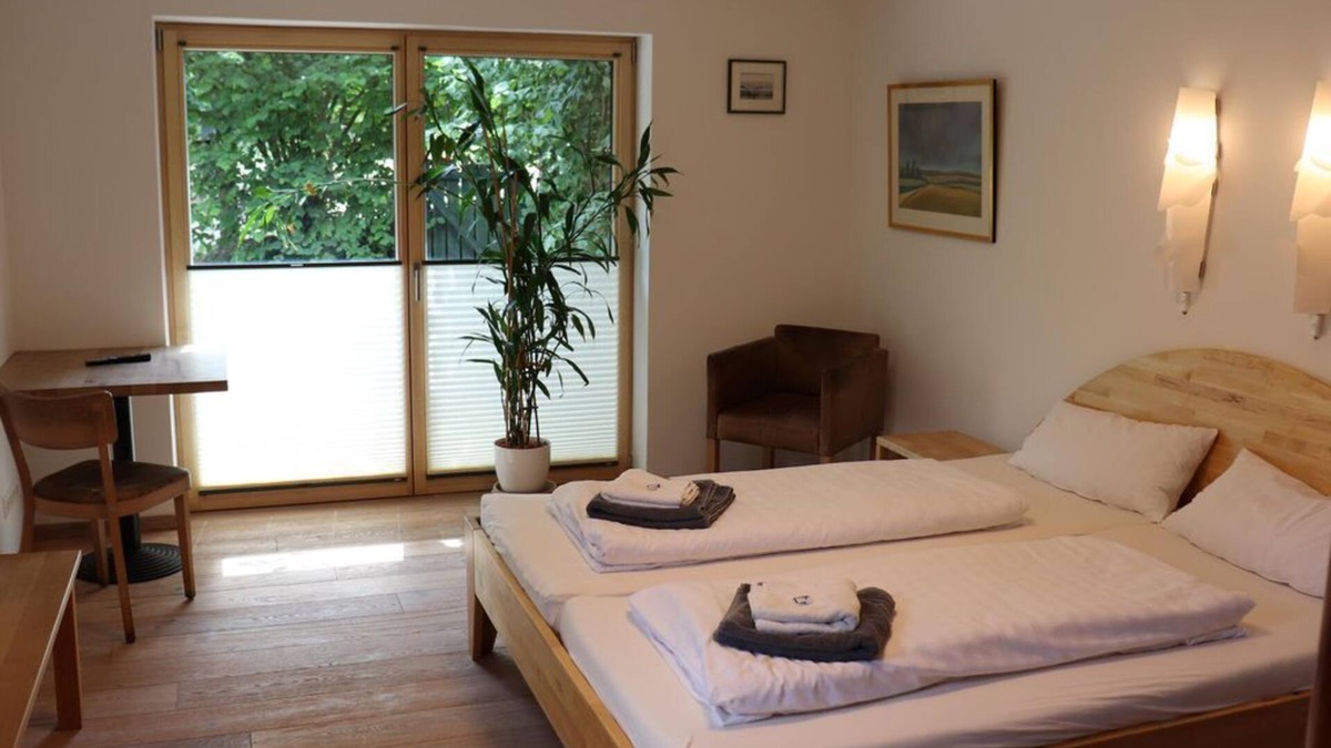 Westerweyhe Apartment | Ferienwohnung Zwirn - Hotel 11 Eulen Uelzen