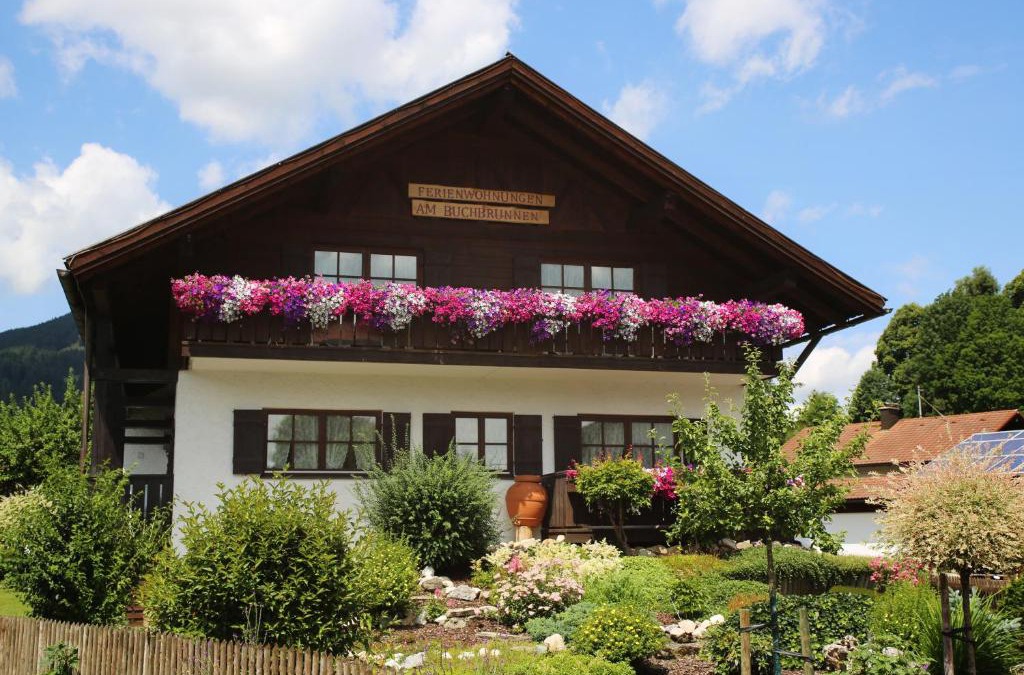 Ried Apartment | Ferienwohnungen am Buchbrunnen