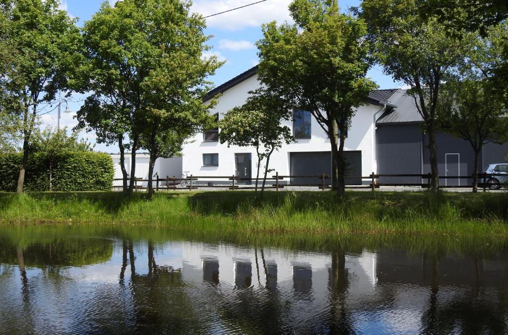 Pitscheid Apartment | Ferienwohnungen Eifelausblick