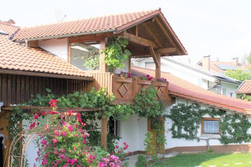 Ginselsried Apartment | Ferienwohnungen Irene Konstandin