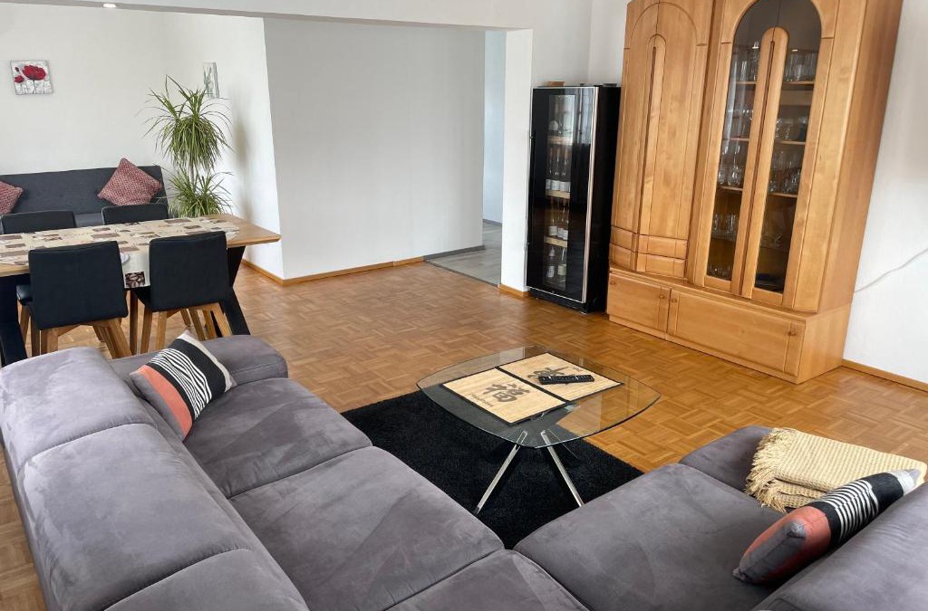 Volkach Apartment | Ferienwohnungen Scheuring 1.OG