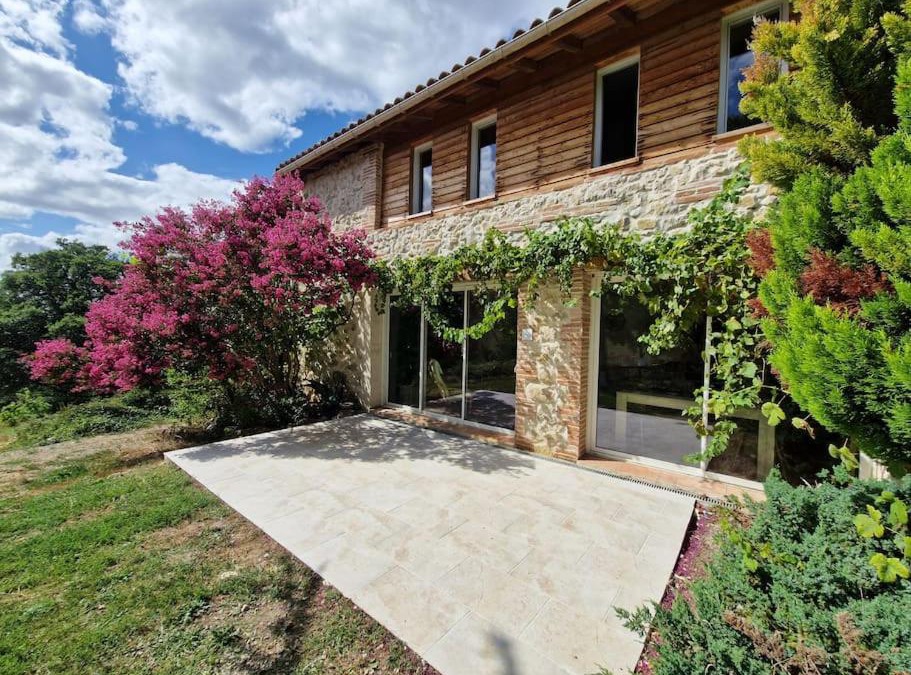 Unzent House | Ferme Ariégeoise, Gîte des Pyrénées