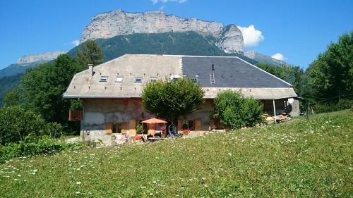 Alex House | Ferme familiale chez Lili
