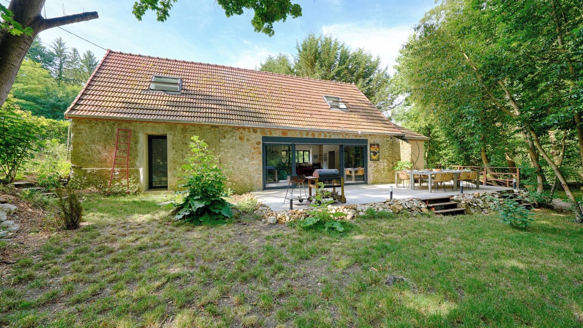 Boussy-Saint-Antoine Other | Fermette de Rochopt 13th century - 15 p. - Riverside & small wood - 30km Paris