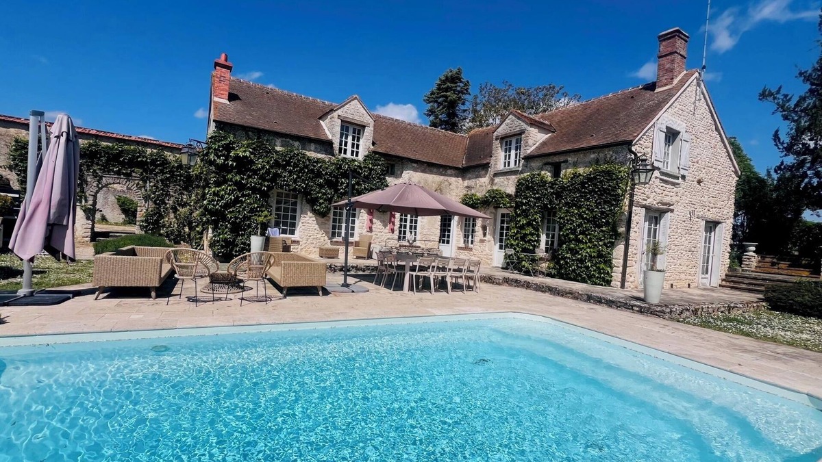 Buthiers Other | Fermette swimming pool petanque near forest fontainebleau