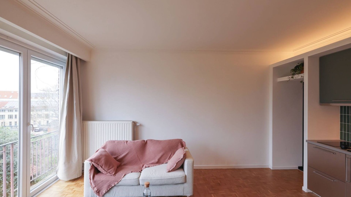 Ixelles Apartment | Fernand Cocq Elegant Residence