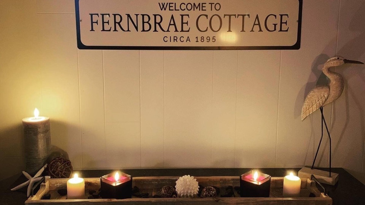 Rideau Lakes House | Fernbrae Retreat at Chaffey’s Lock