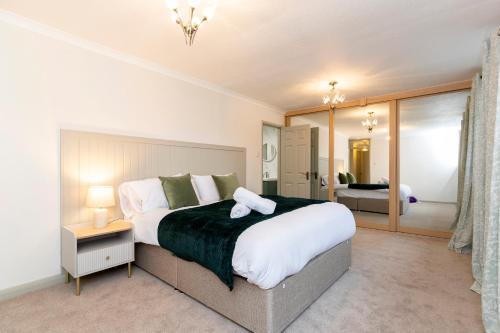 Darlington House | Ferndene House