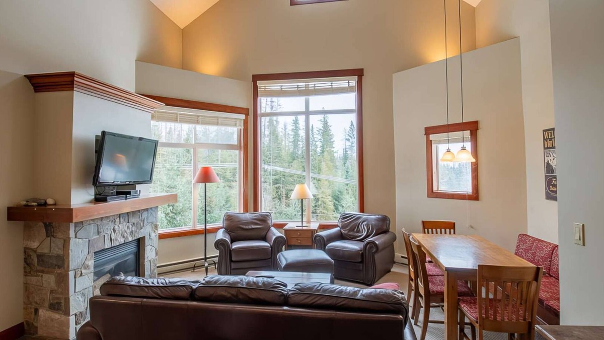 East Kootenay Condo | Fernie - Timberline Lodges Balsam #544