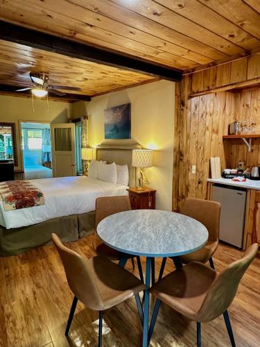 Big Sur Hotel | Fernwood Resort