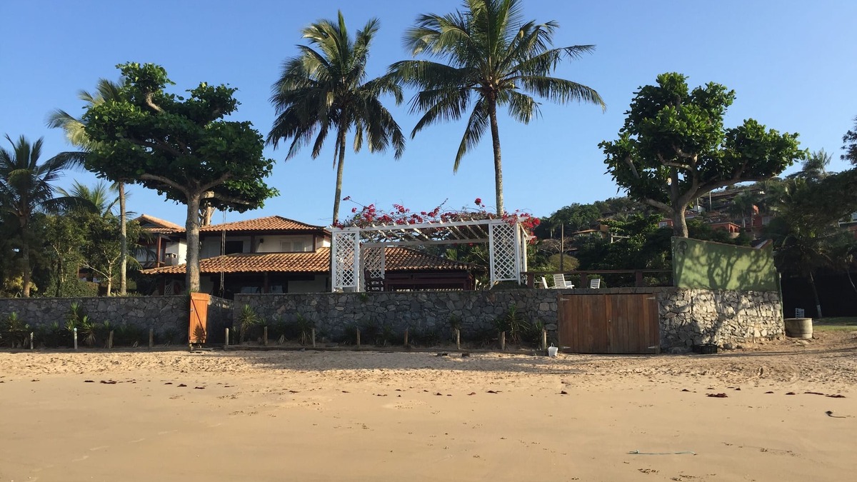 Village da Ferradura House | Ferradura Beachfront mansion, 5 suites and spacious garden