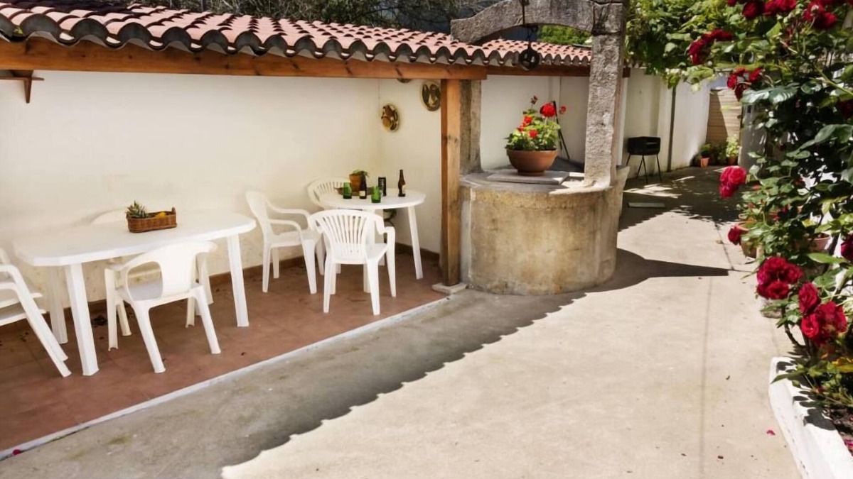 Ferrol House | Ferrol: House with patio and small garden