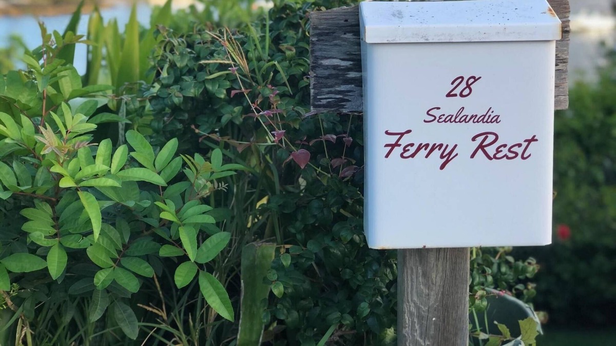 Paget Apartment | Ferry Rest - Sealandia Apartments