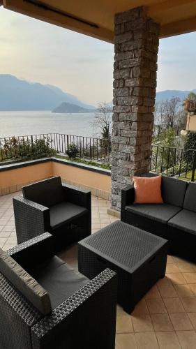 Menaggio Apartment | Few steps to the heart of Menaggio, swimming pool, breathtaking view