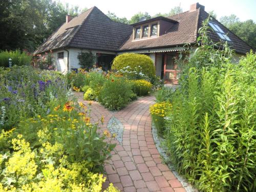 Deinste Apartment | Fewo Birkenallee - Lavendel