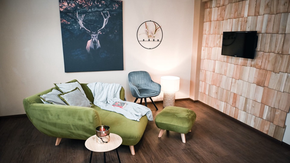 Bleiwasche Apartment | FeWo Herbst - Villa Waldrand - Right by the forest - Luxury bathroom and large garden -