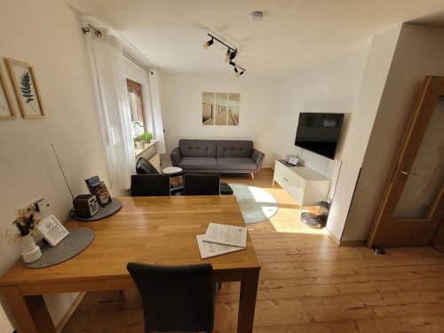 Roedental Apartment | Fewo - klein aber fein, 1-3 Personen, Souterrain
