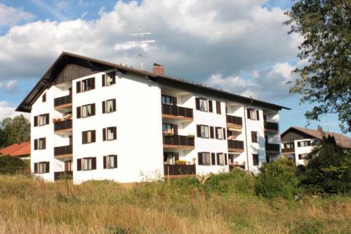 Ginselsried Apartment | Fewo mit malerischem Bergblick im