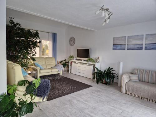 Neuwied Apartment | FeWo mit Terasse Neuwied & Koblenz