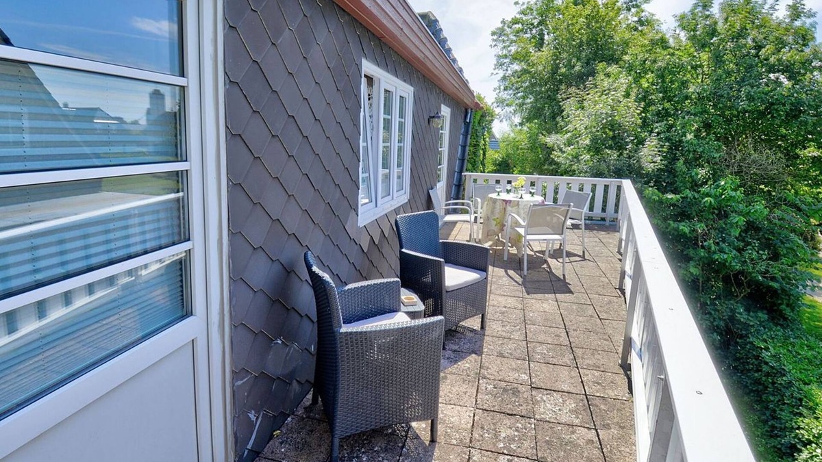 Satrup House | fewo1846 - De Ole-Doc-Huus - fewo1846 - De-ole-Doc-Hus - charming, former country doctor's house with 3