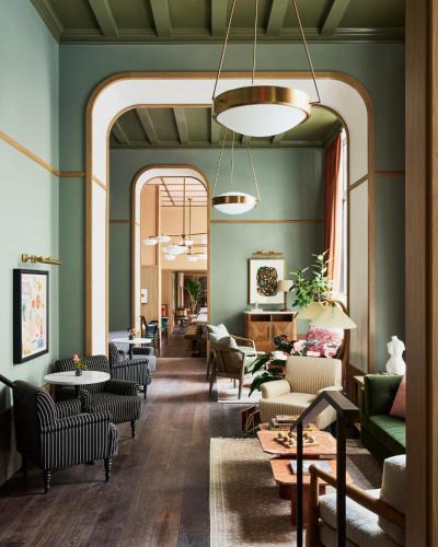 Gateway District Hotel | Fidelity Hotel