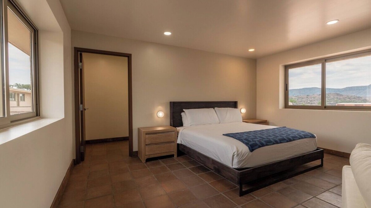 Fort Davis Apartment | Field House 5 at High Frontier