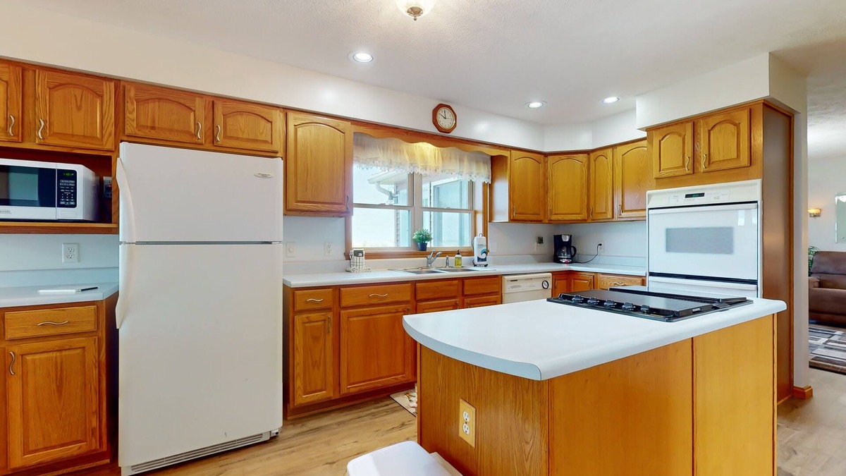 Town of Milo House | Field-surrounded home near Seneca Lake with firepit and W/D - dog-friendly