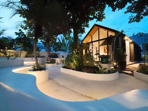 Rim Nuea Bed & Breakfast | Fieldlight & Pool villa云上稻影泳池民宿1