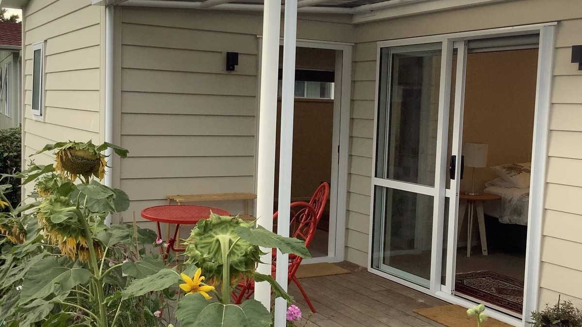 Havelock North Cottage | Fig Cottage in beautiful Havelock North.