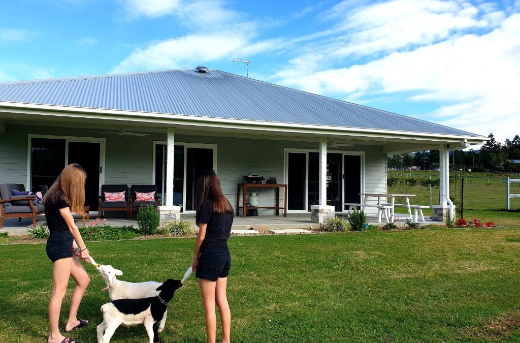 Highvale House | Fig Tree Farm B&B Highvale-Farmstay near Brisbane!