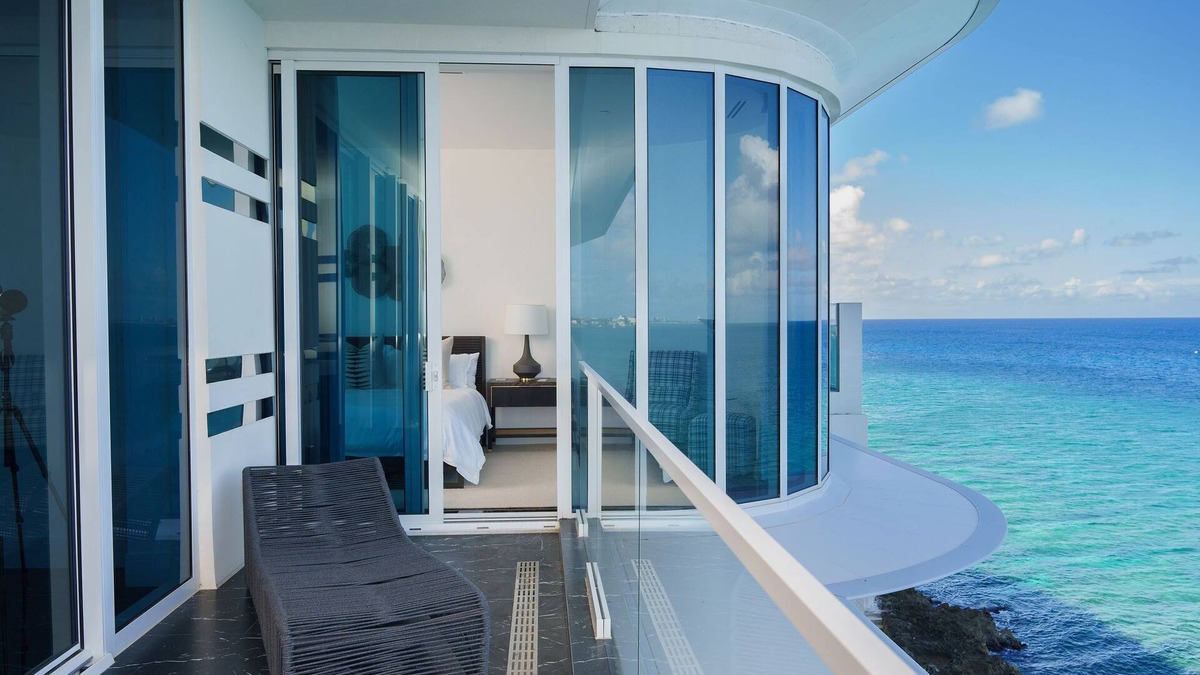 George Town Condo | FIN # 24 – Rich & Bold with a View