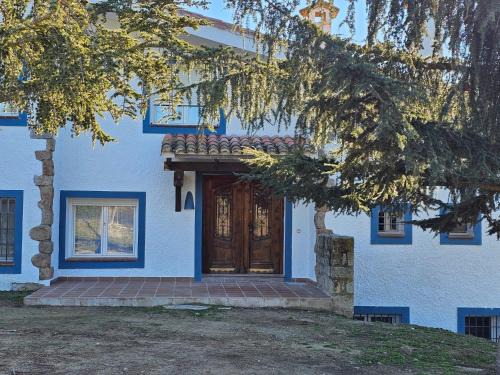Valdemorillo Villa | Finca Altair