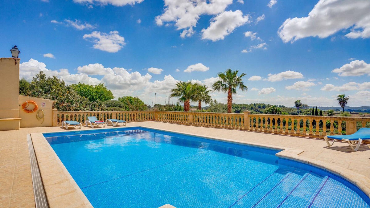 Lloret de Vistalegre Villa | Finca Bielo for 8 people with swimming pool in Lloret