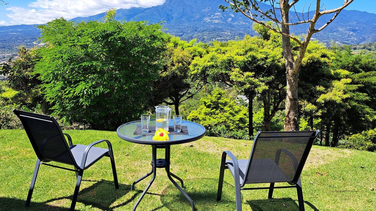 Jaramillo Other | Finca Bocas del Mar: the unique experience of your own private coffee estate