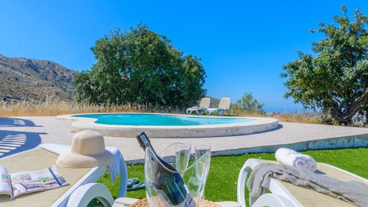Ciudad Jardin Villa | Finca El Mirador de Málaga by Ruralidays