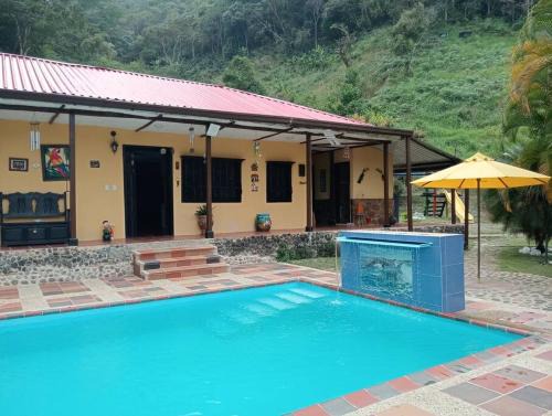La Vega House | Finca - Granja Ecológica y de Descanso